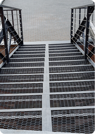 Escalier métallique